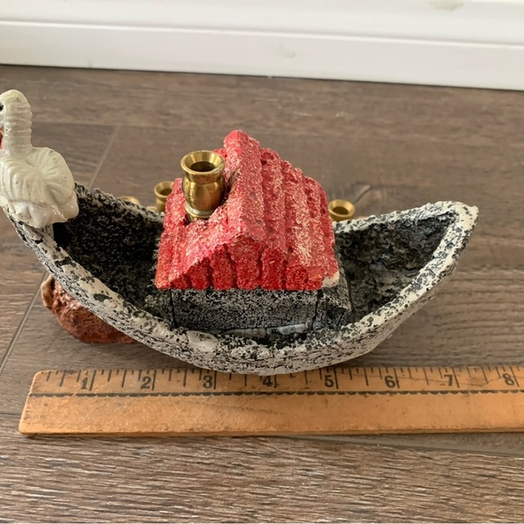 Decorative Noah's Ark Candle Holder - Picture 5 of 10